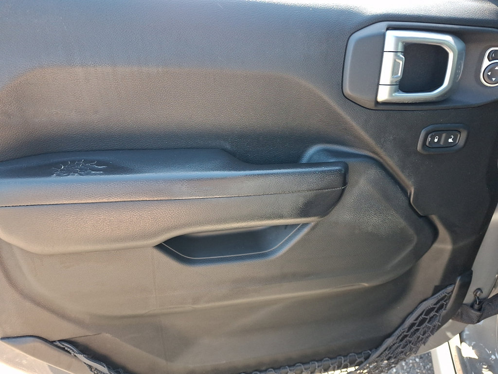 Used 2019 Jeep Wrangler Unlimited Sport AWD/4WD image 23