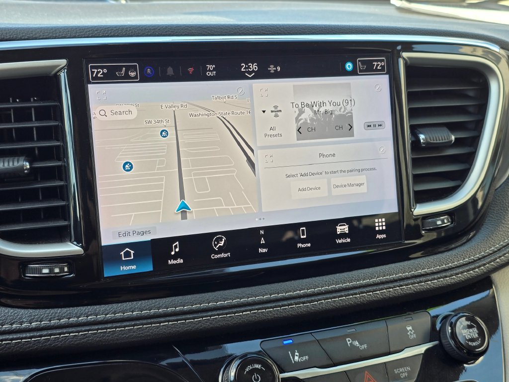 Used 2024 Chrysler Pacifica Limited FWD image 27