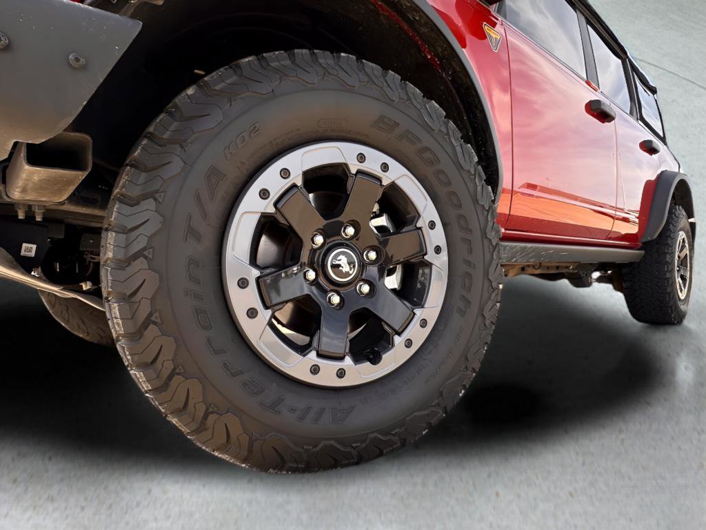 Used 2022 Ford Bronco Badlands image 30