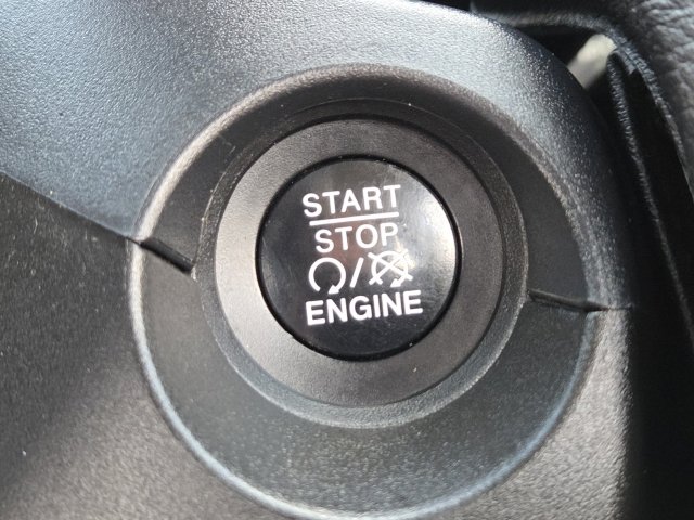 Used 2018 Jeep Compass Trailhawk w/ Navigation Group AWD/4WD image 23