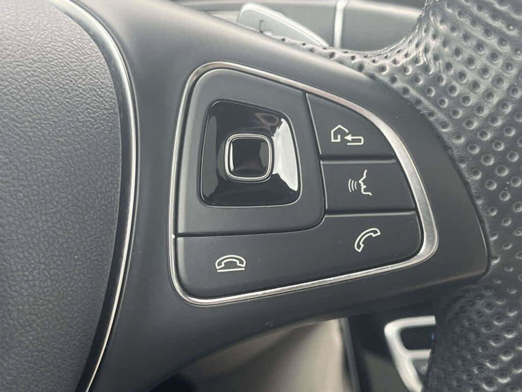 Used 2018 Mercedes-Benz E 400 4MATIC Sedan image 32