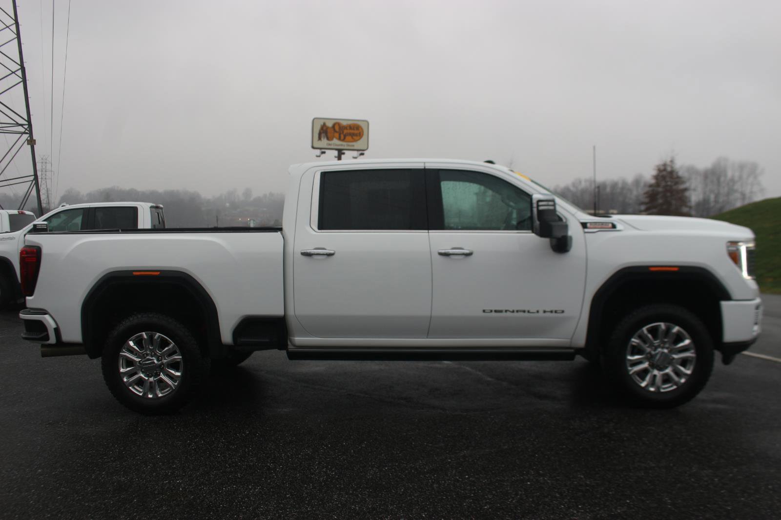 Used 2023 GMC Sierra 3500 Denali image 7