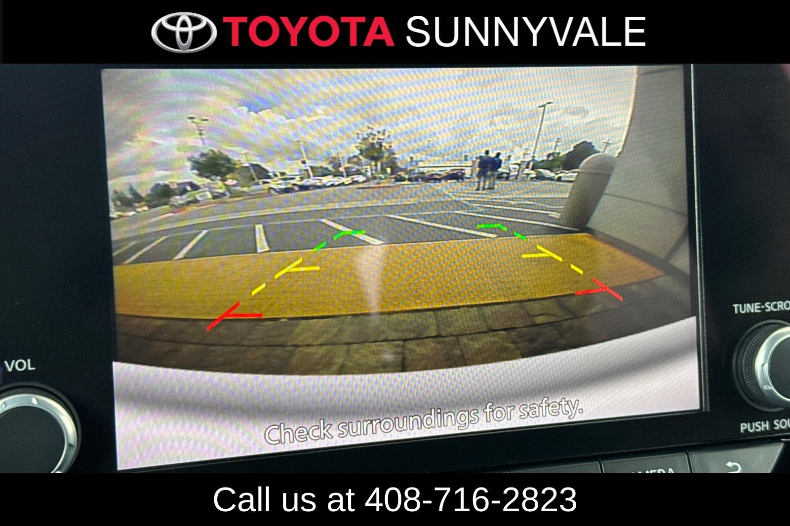 Used 2025 Nissan Pathfinder SV FWD image 24