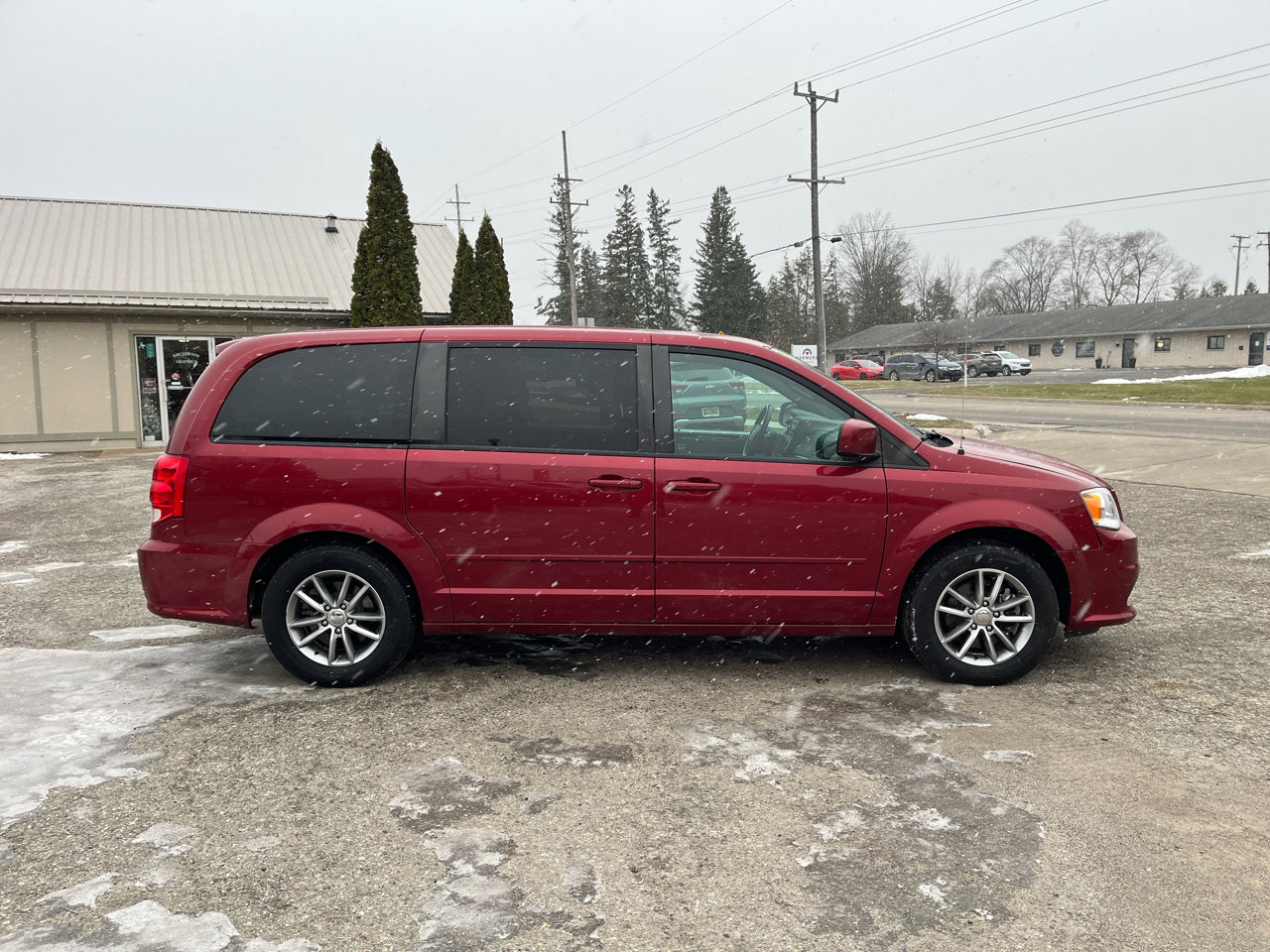 Used 2015 Dodge Grand Caravan SE image 6