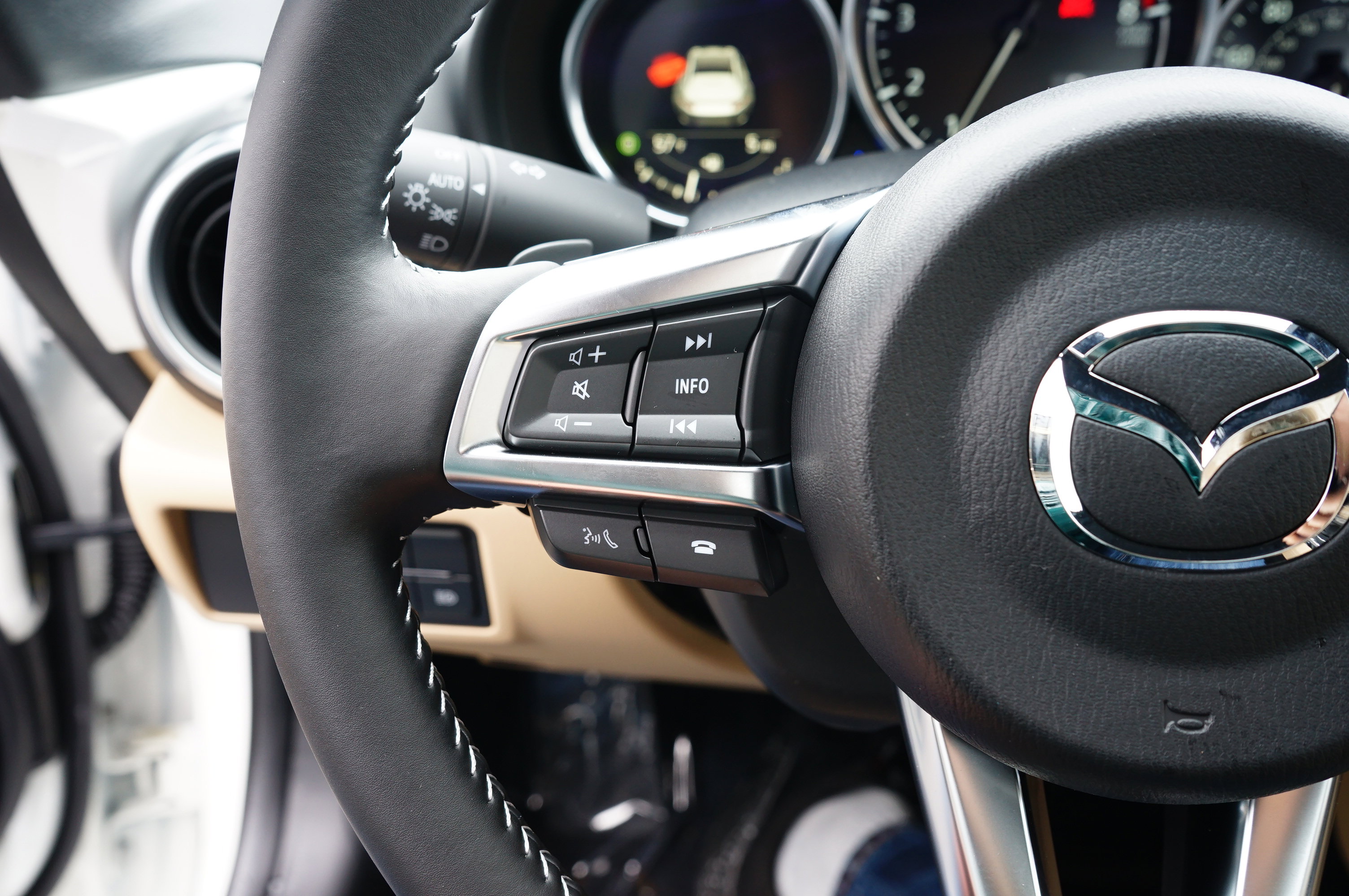 New 2026 MAZDA MX-5 Miata RF Grand Touring image 27