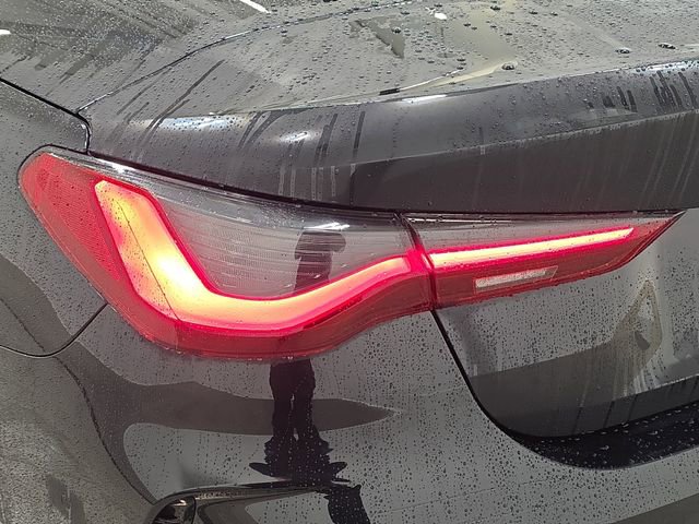 Used 2021 BMW M440i Convertible w/ Premium Package image 30