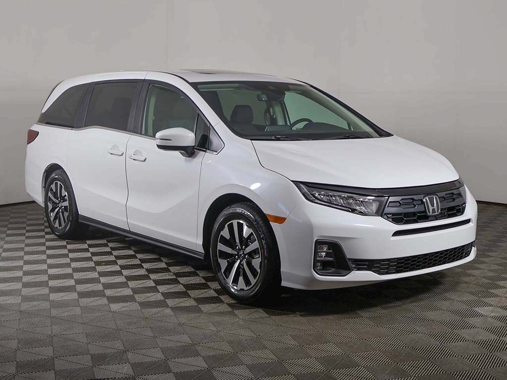 New 2026 Honda Odyssey EX-L image 2