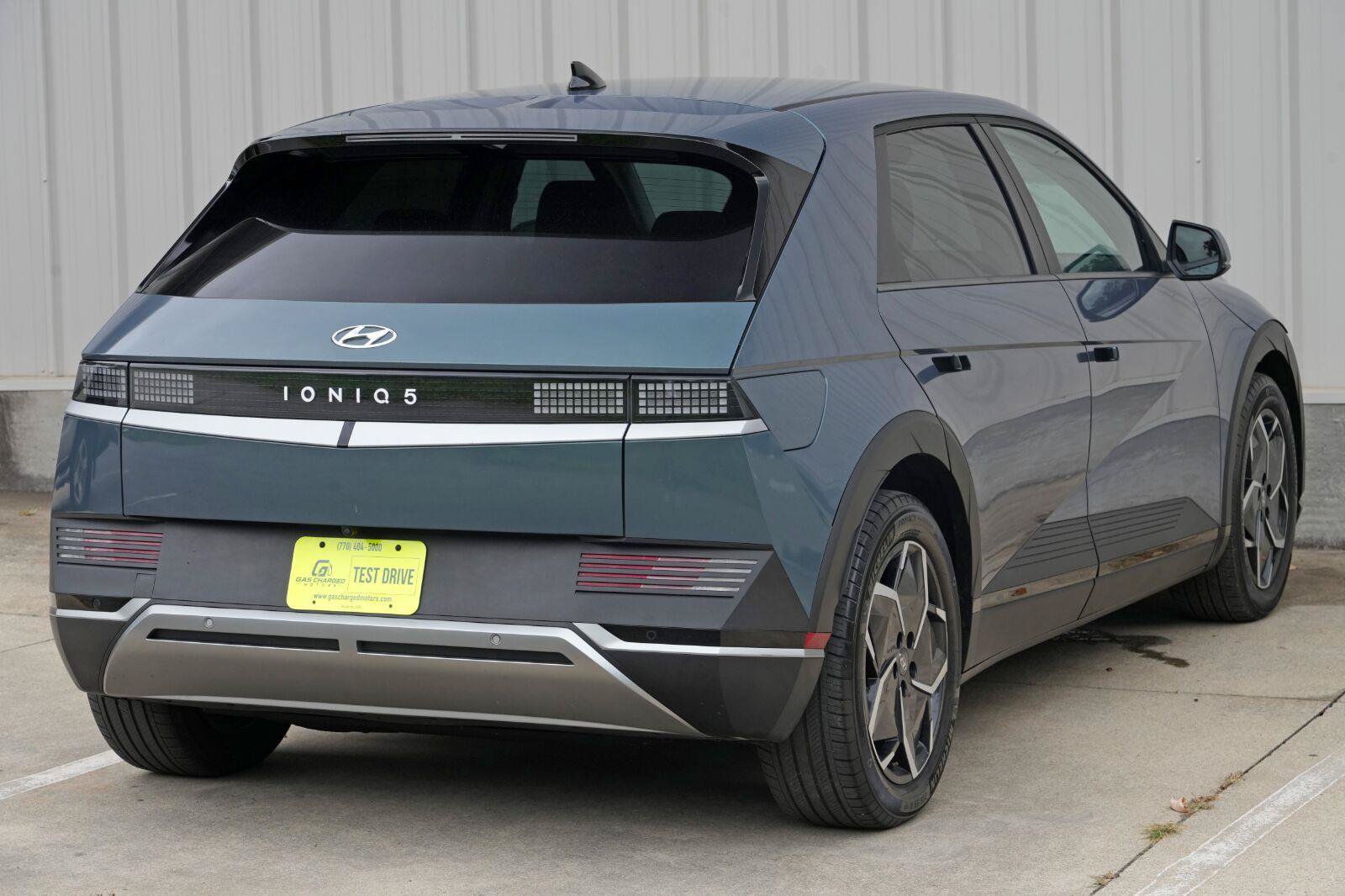 Used 2024 Hyundai Ioniq 5 SEL RWD image 49