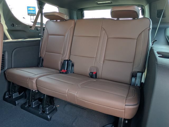 New 2026 Chevrolet Suburban High Country AWD/4WD image 8