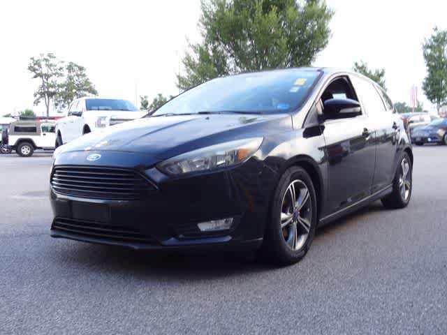Used 2016 Ford Focus SE FWD image 1