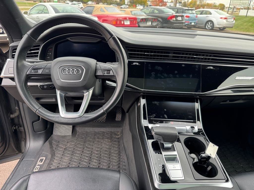 Used 2019 Audi Q8 Prestige AWD/4WD image 37