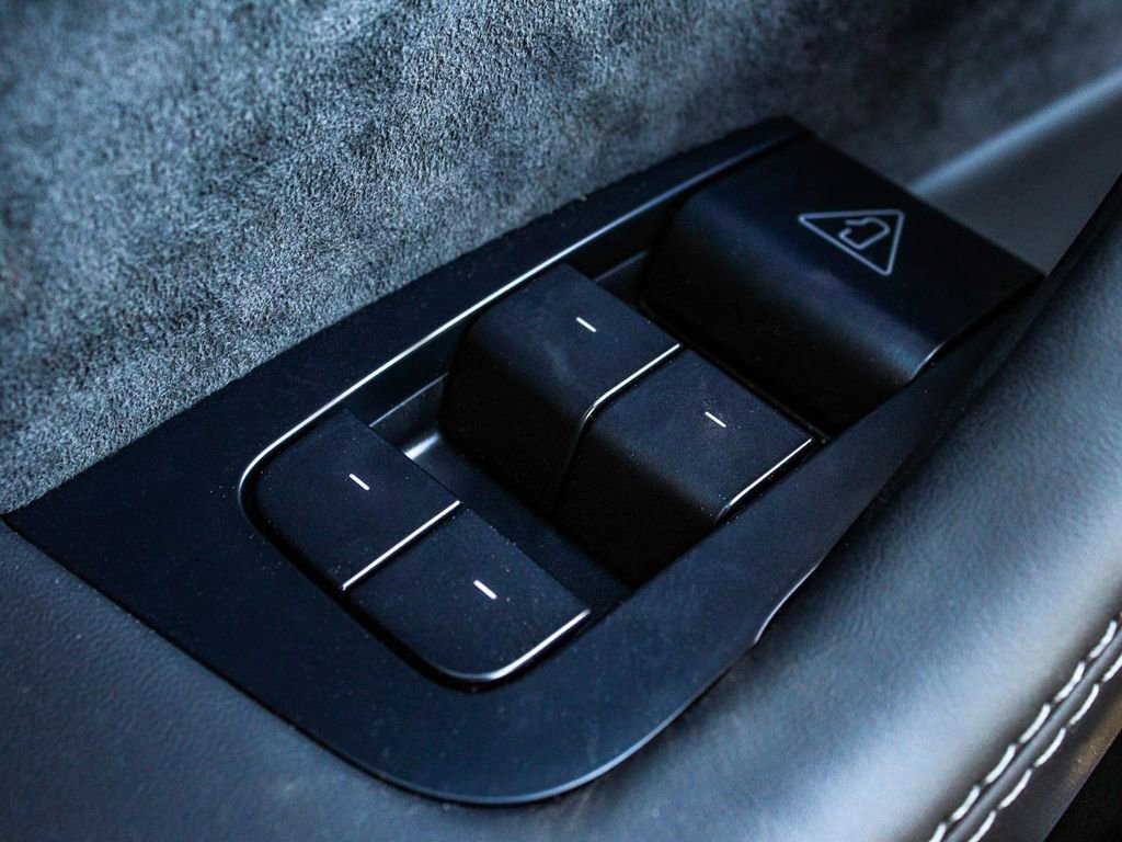 Used 2026 Tesla Model Y Long Range image 10