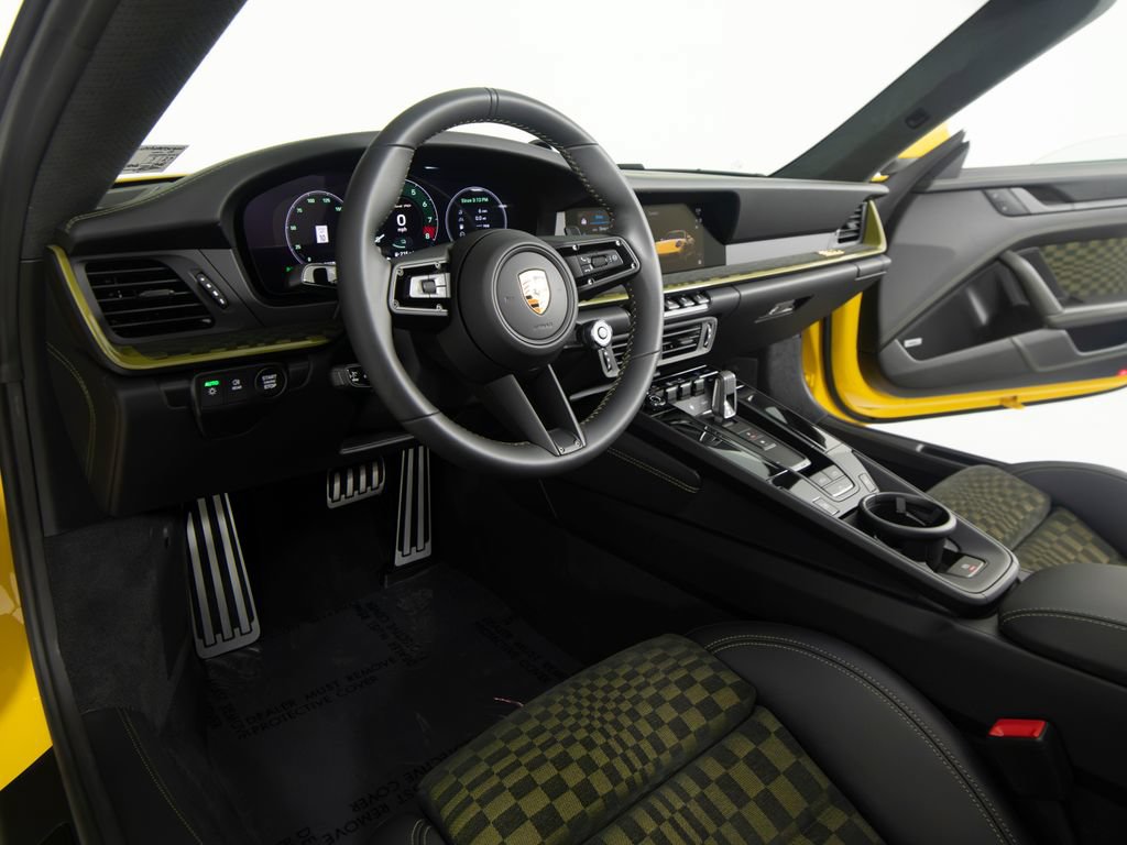 Certified 2026 Porsche 911 Carrera GTS RWD image 15