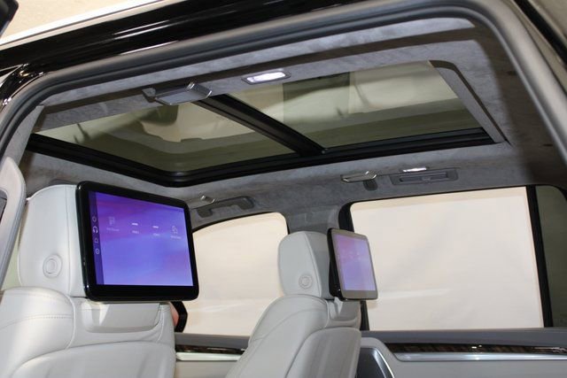 New 2026 Cadillac Escalade Platinum Luxury image 9