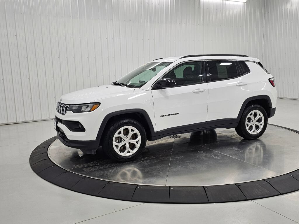 Used 2024 Jeep Compass Latitude