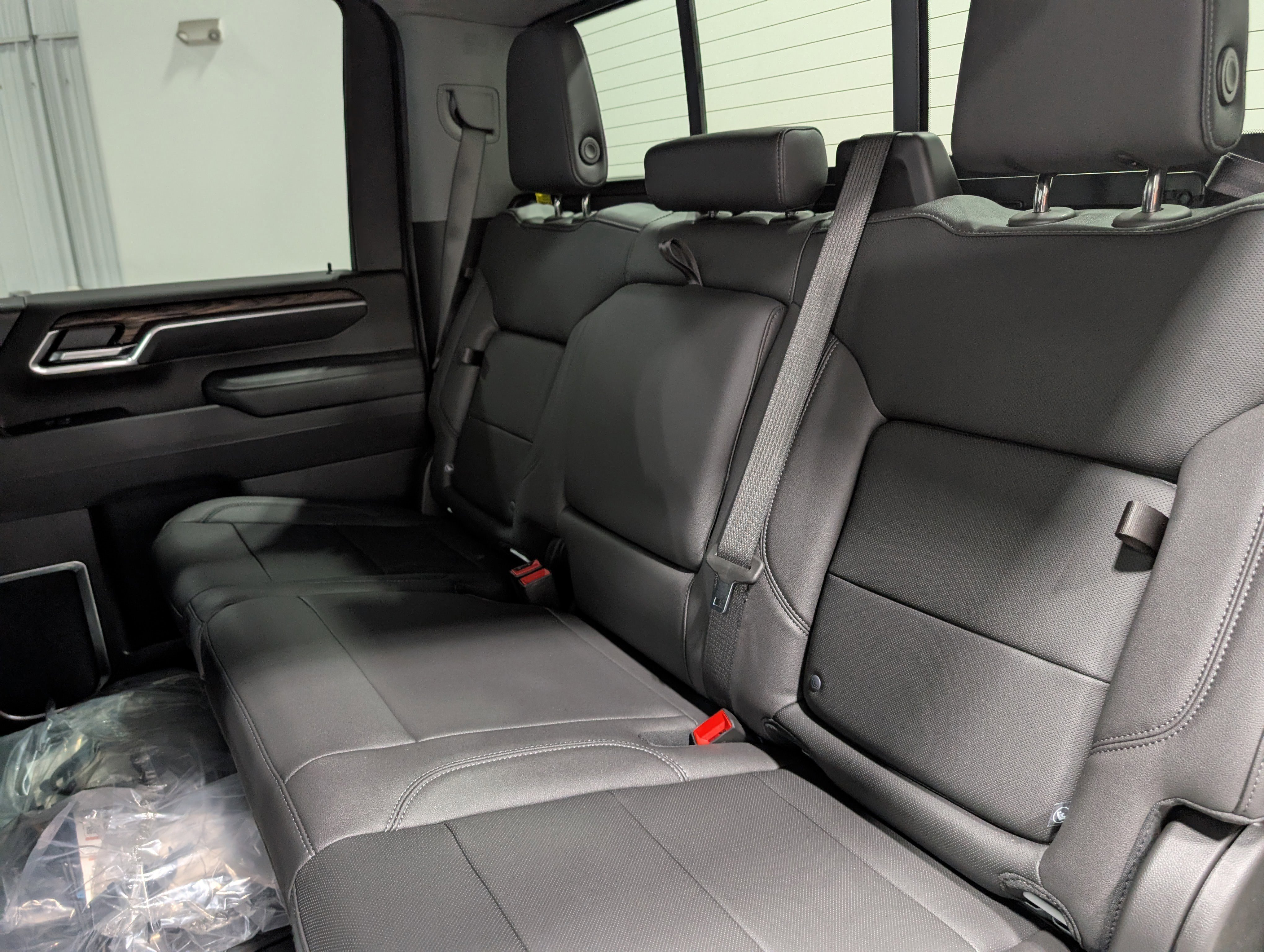 Used 2025 GMC Sierra 3500 SLT w/ SLT Premium Package image 18