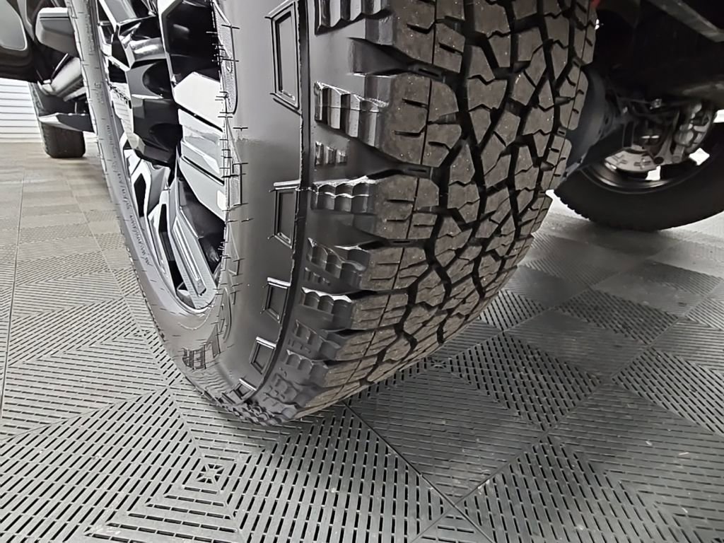 Used 2024 GMC Sierra 2500 Denali w/ Technology Package image 45