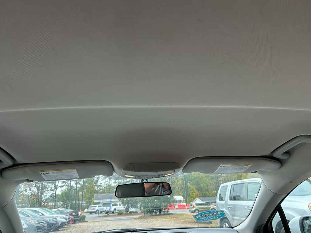 Used 2016 Ford Fusion S image 12