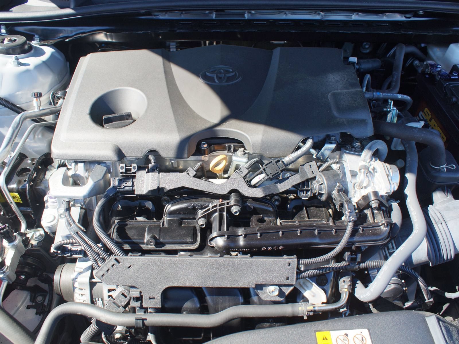 Used 2024 Toyota Camry SE w/ Cold Weather Package FWD image 27