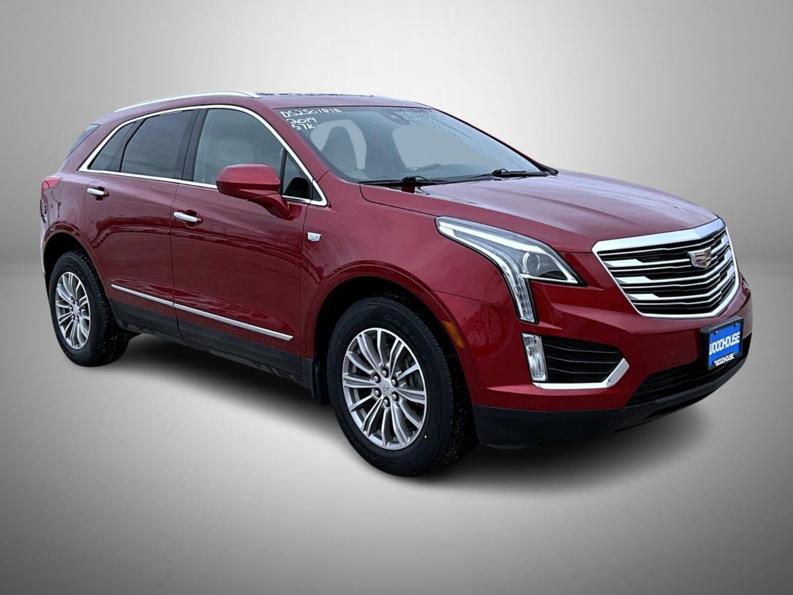 Used 2019 Cadillac XT5 Luxury image 3
