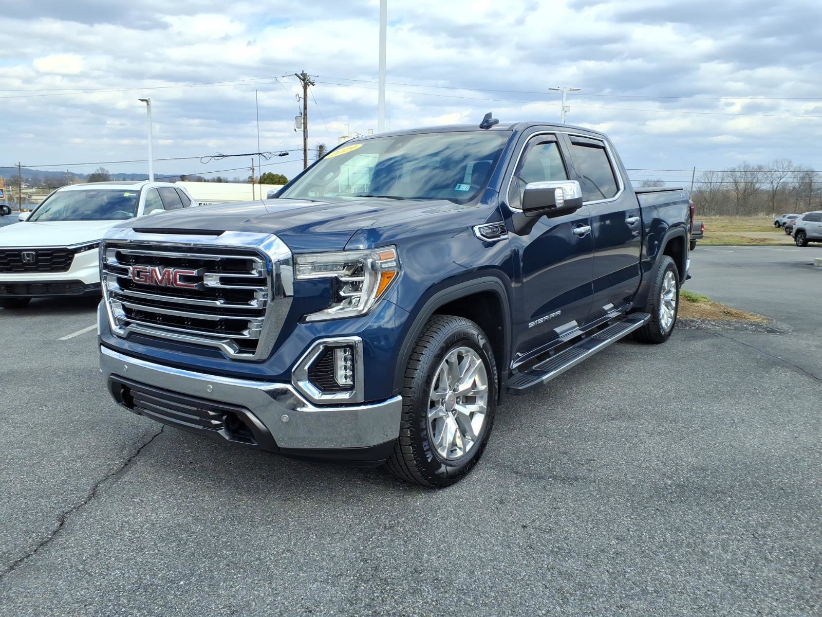 Used 2019 GMC Sierra 1500 SLT w/ SLT Premium Plus Package image 8