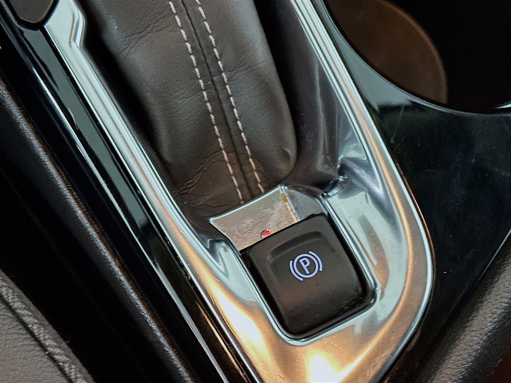 Used 2024 Buick Encore GX Sport Touring image 24