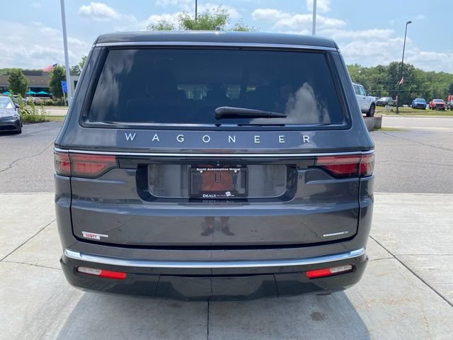 Used 2022 Jeep Wagoneer Series II AWD/4WD image 4