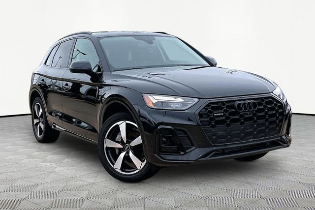 Used 2023 Audi Q5 2.0T Premium Plus w/ Premium Plus Package AWD/4WD image 11