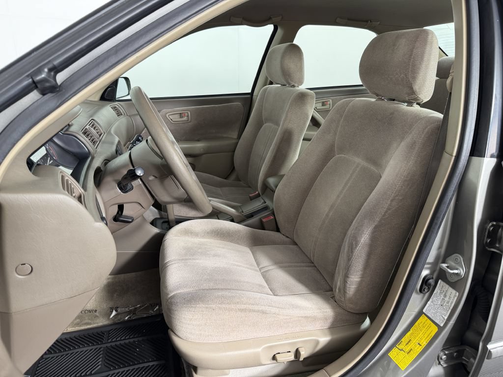 Used 1999 Toyota Camry LE w/ Value Pkg FWD image 20