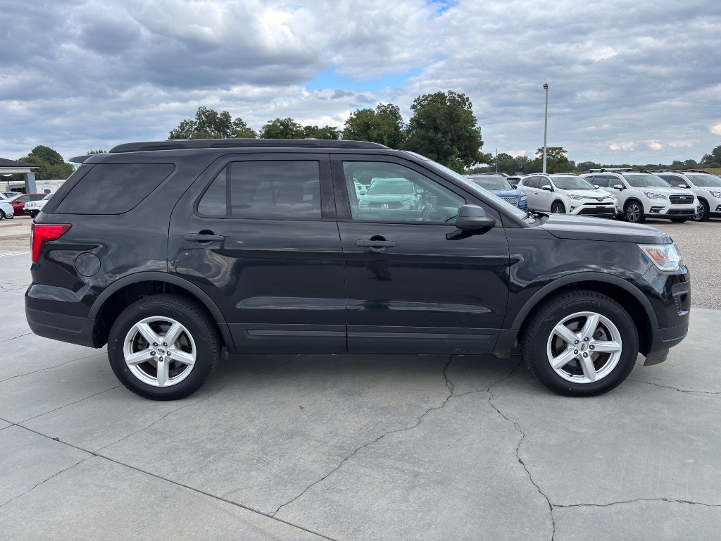 Used 2019 Ford Explorer 4WD image 3