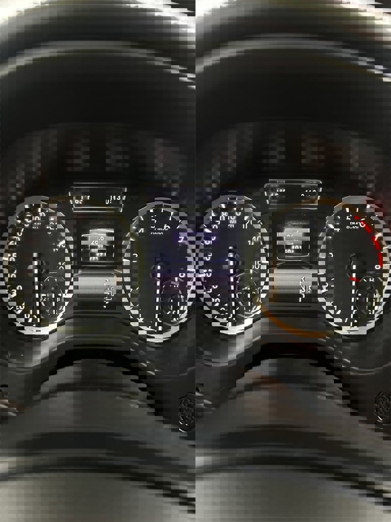 Used 2017 INFINITI QX30 Premium w/ Navigation Package image 16