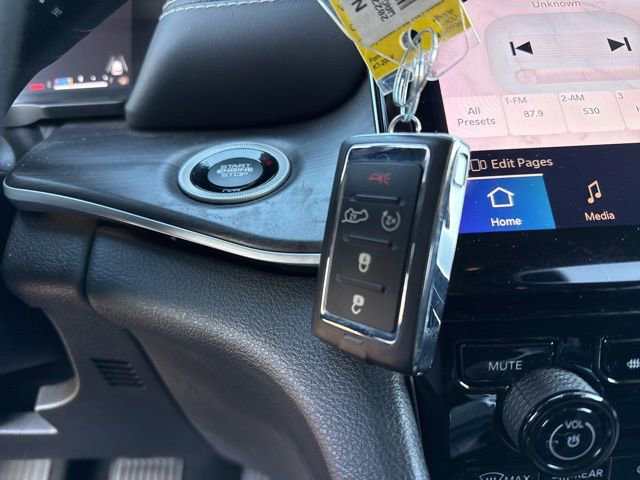 Certified 2022 Jeep Grand Cherokee Limited image 39