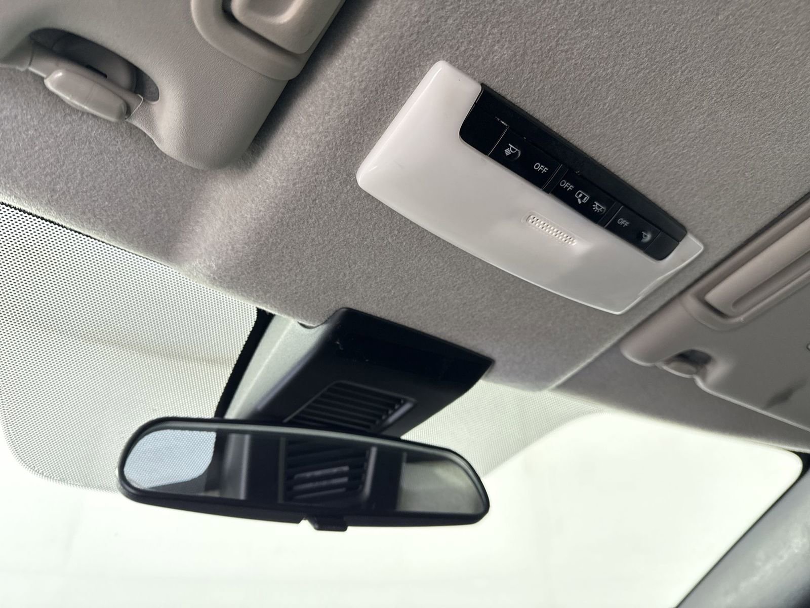 Certified 2020 Nissan Kicks SV image 11