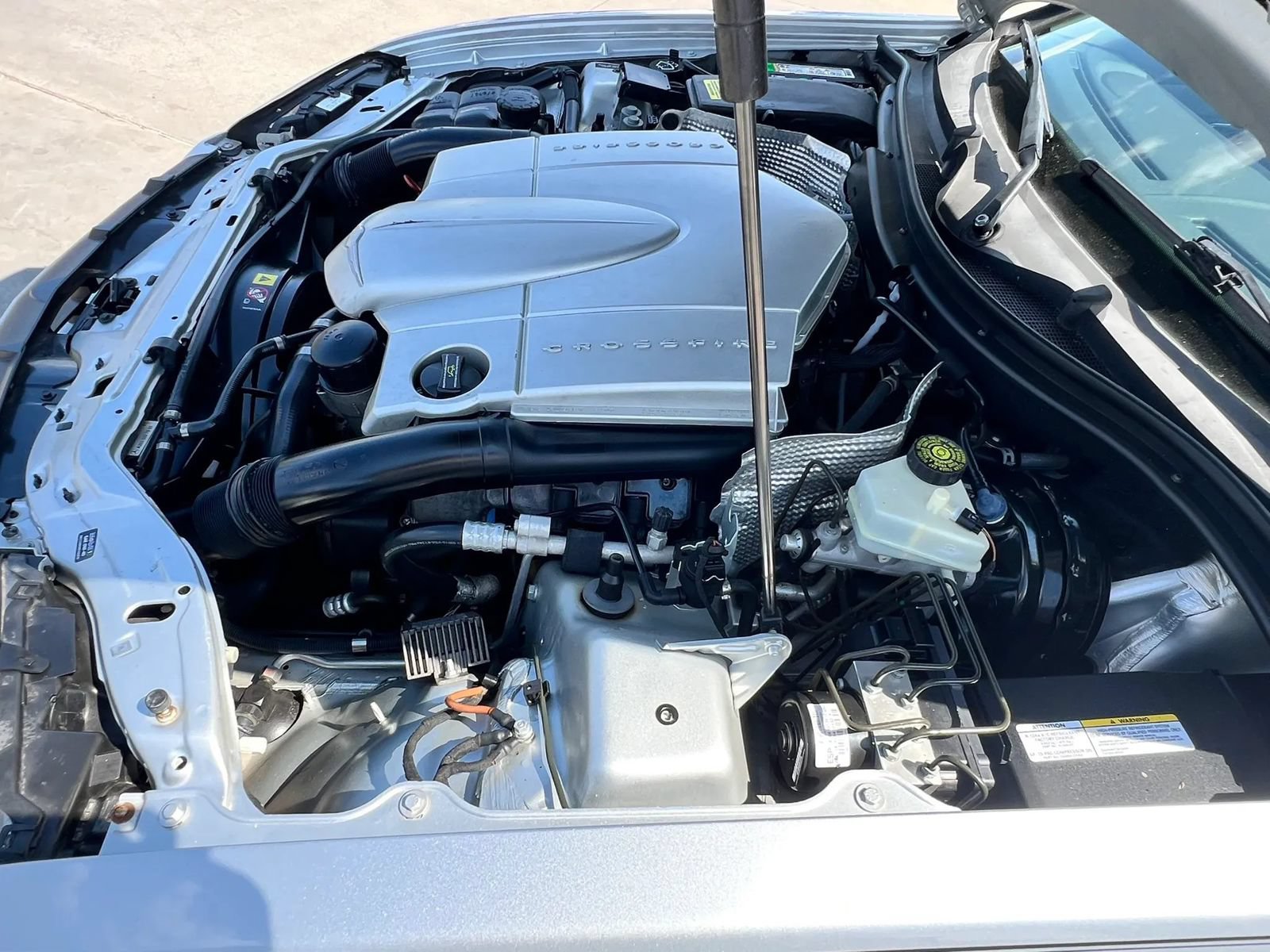 Used 2007 Chrysler Crossfire Limited RWD image 26