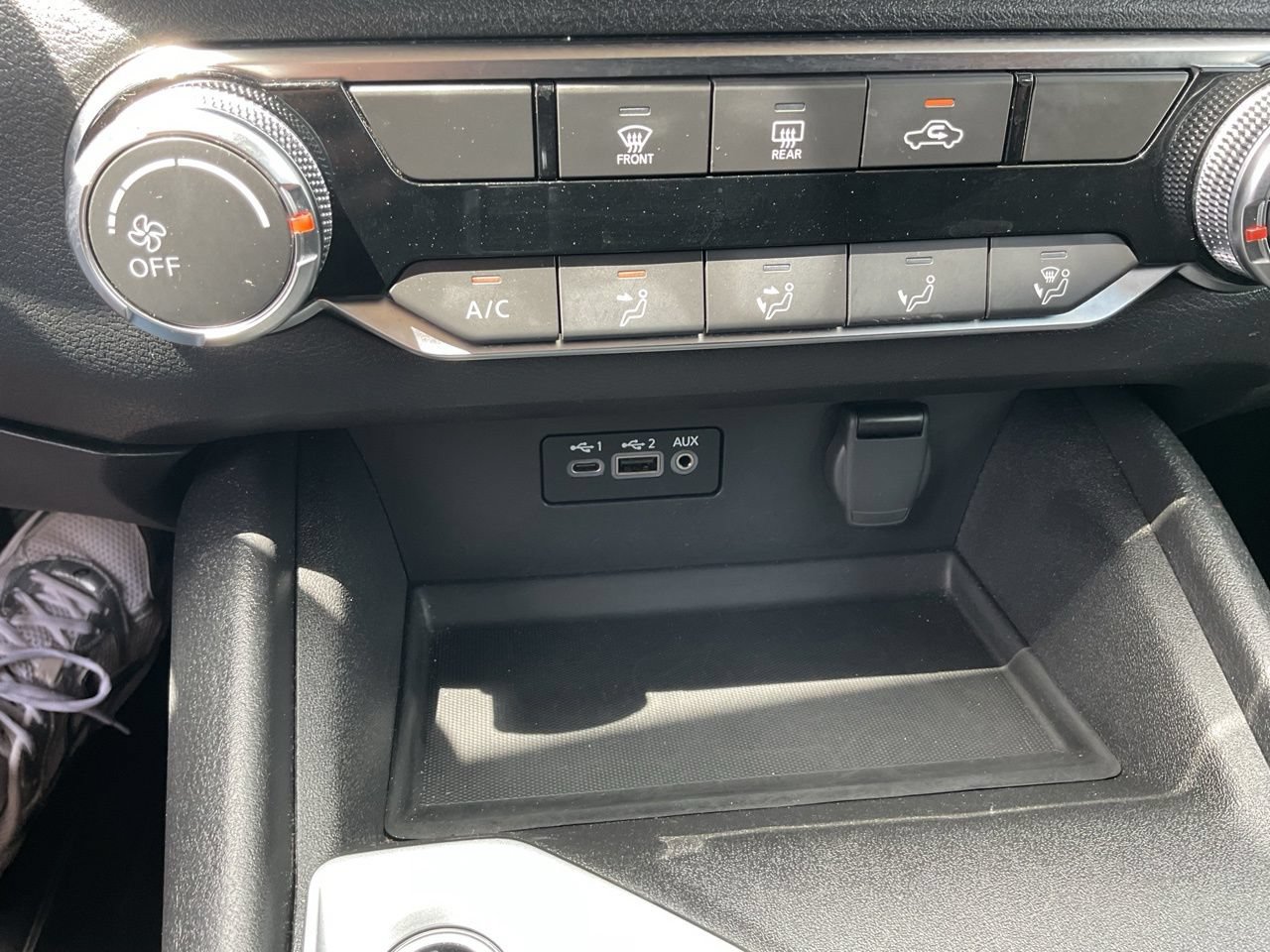 Used 2025 Nissan Altima 2.5 SV FWD image 22