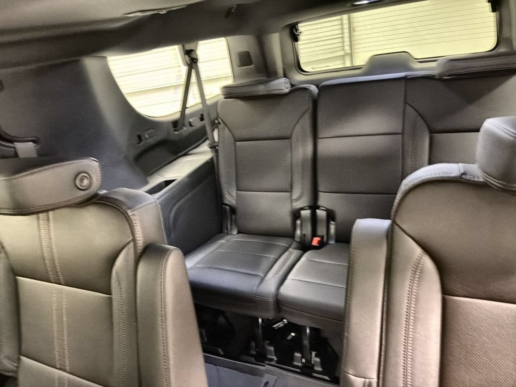 New 2026 Chevrolet Suburban High Country AWD/4WD image 36