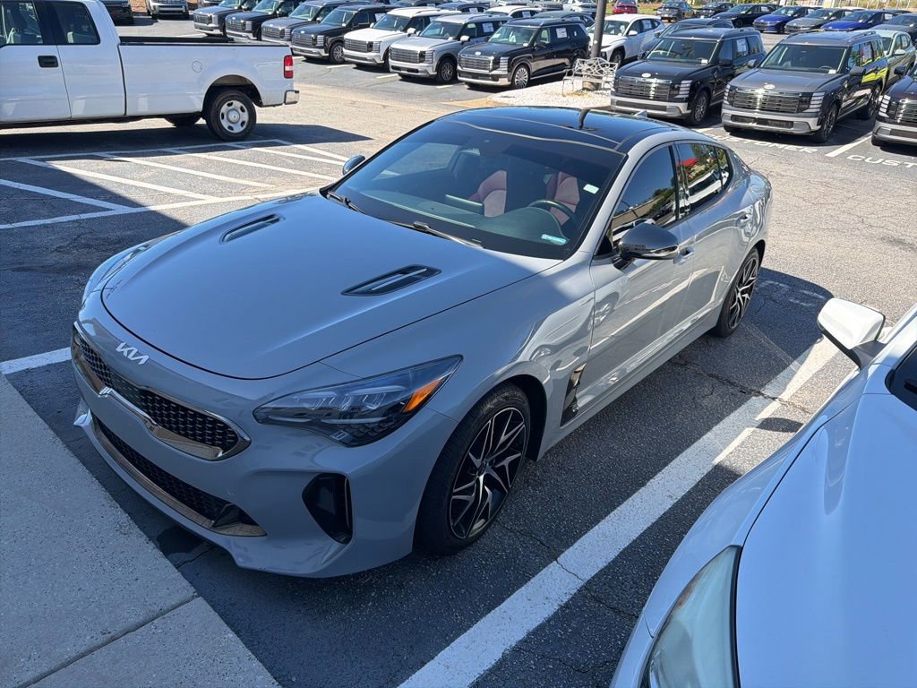 Used 2023 Kia Stinger GT-Line w/ Sun & Sound Package RWD image 2