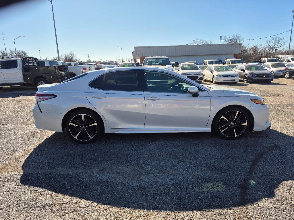 Used 2019 Toyota Camry XSE image 8