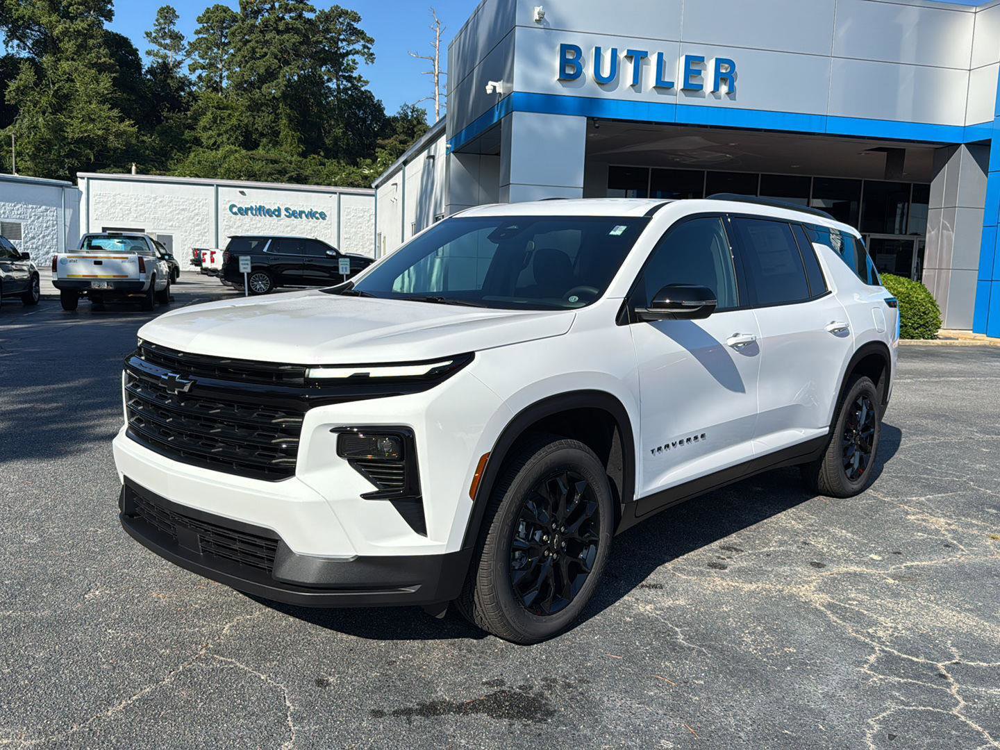 New 2026 Chevrolet Traverse LT w/ Midnight/Sport Edition image 1