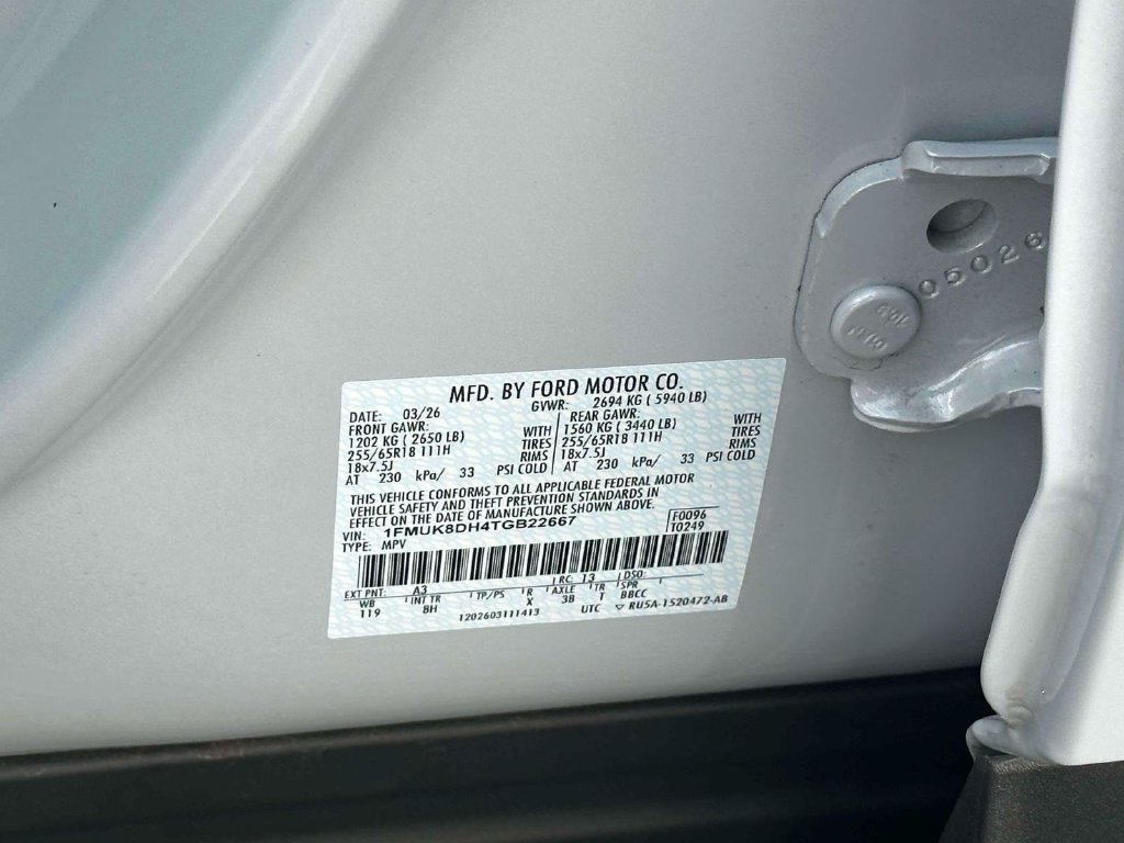 Used 2026 Ford Explorer Active AWD/4WD image 34