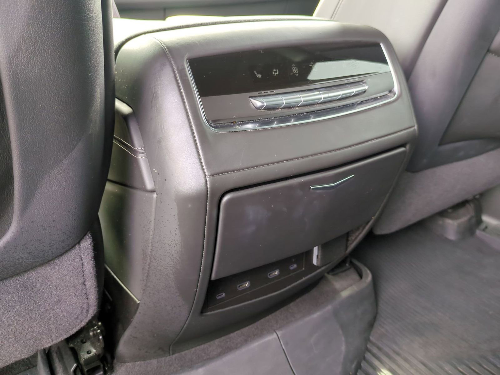 Certified 2025 Cadillac Escalade ESV Sport Platinum image 22