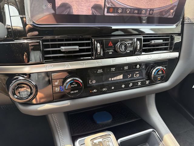 New 2026 Nissan Pathfinder Platinum AWD/4WD image 21