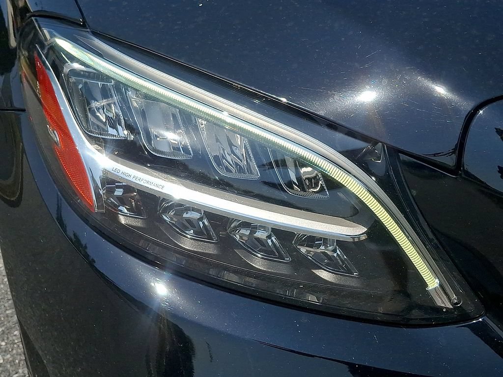 Used 2020 Mercedes-Benz C 300 4MATIC Sedan image 9
