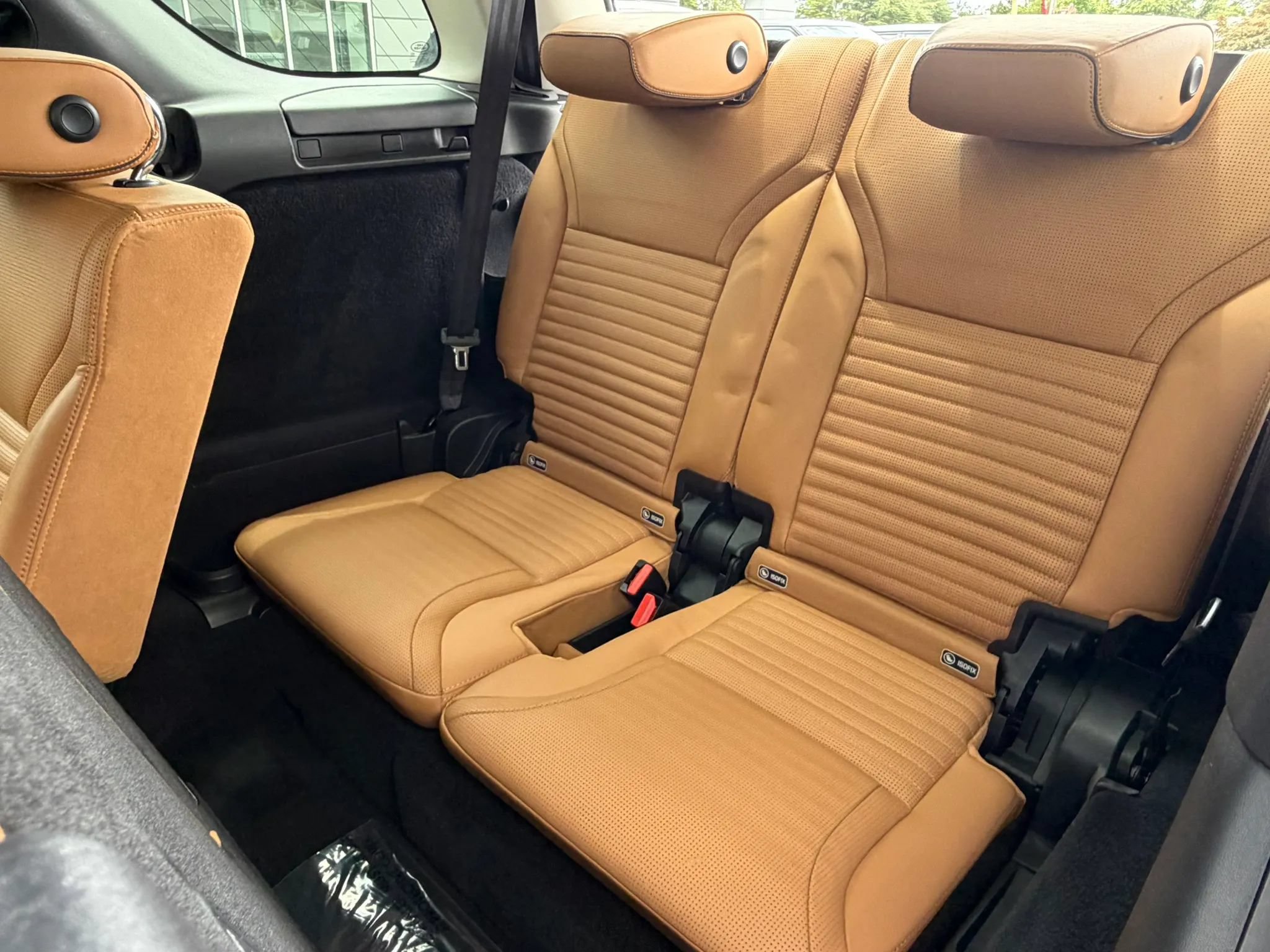 Used 2017 Land Rover Discovery HSE Luxury AWD/4WD image 16