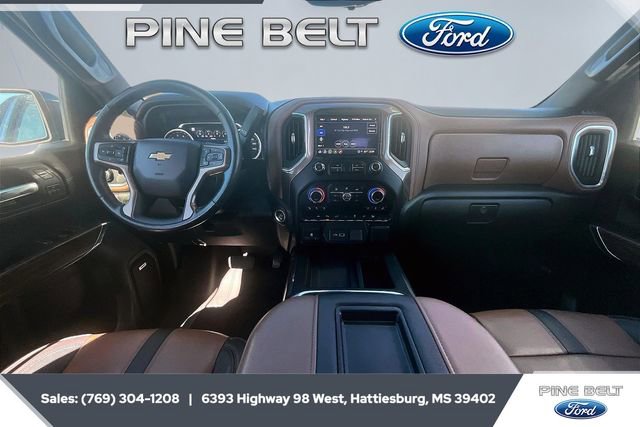 Used 2022 Chevrolet Silverado 1500 High Country w/ Technology Package image 14