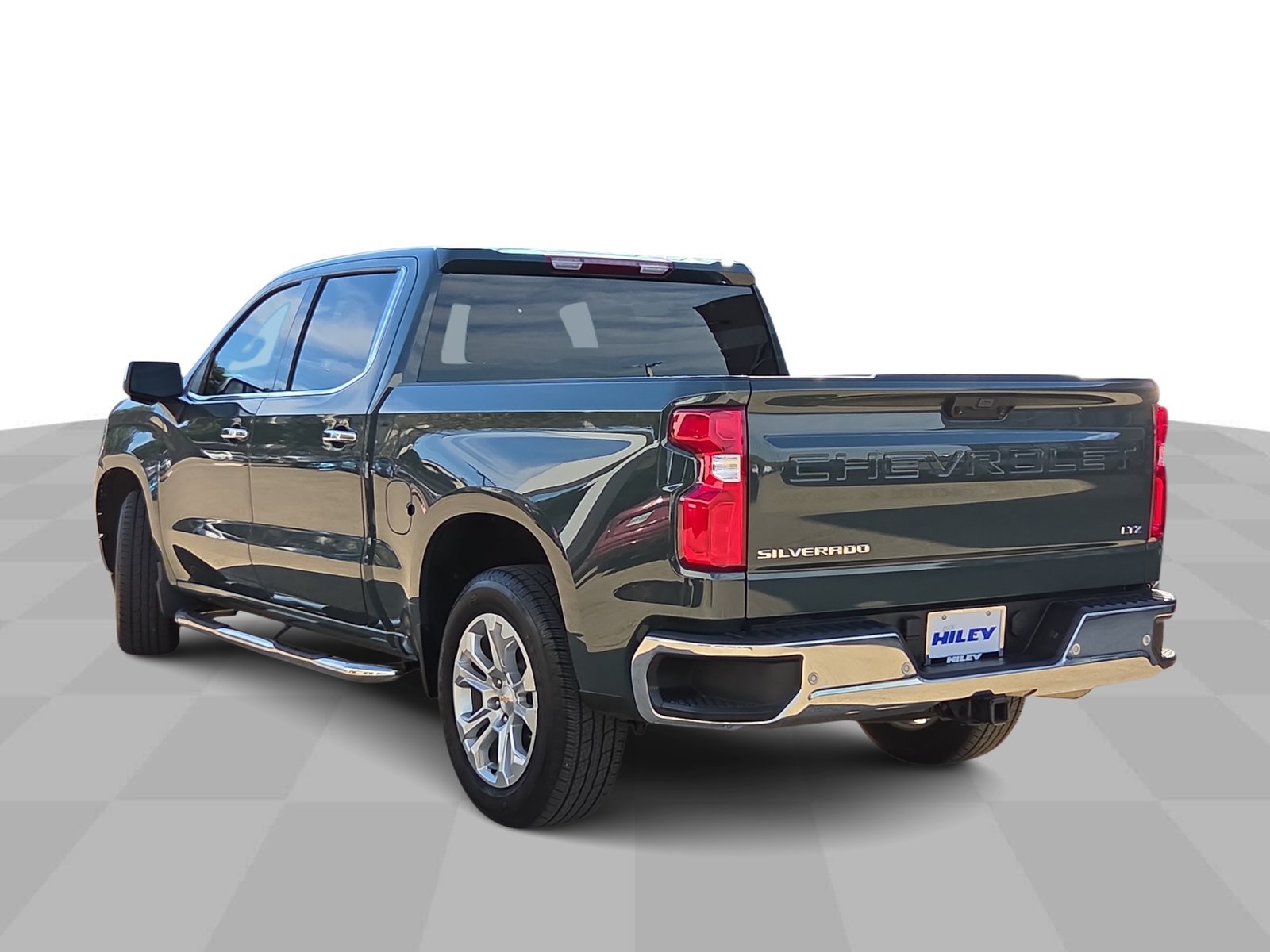 Used 2025 Chevrolet Silverado 1500 LTZ RWD image 6