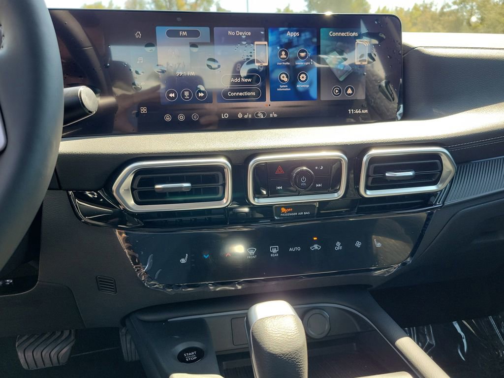 New 2026 Nissan Sentra SV w/ SV Convenience Package FWD image 9