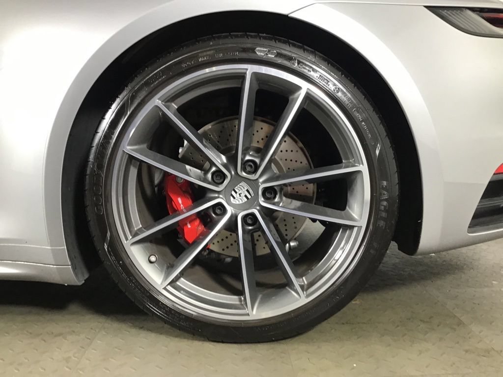 Certified 2024 Porsche 911 Carrera S RWD image 11