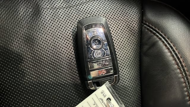 Used 2021 Lincoln Aviator Reserve w/ Class IV Trailer Tow Package AWD/4WD image 19