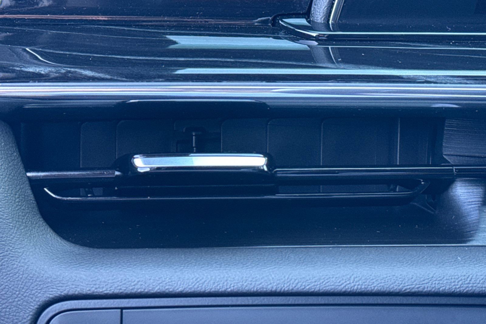 Certified 2024 Cadillac Escalade Sport image 26